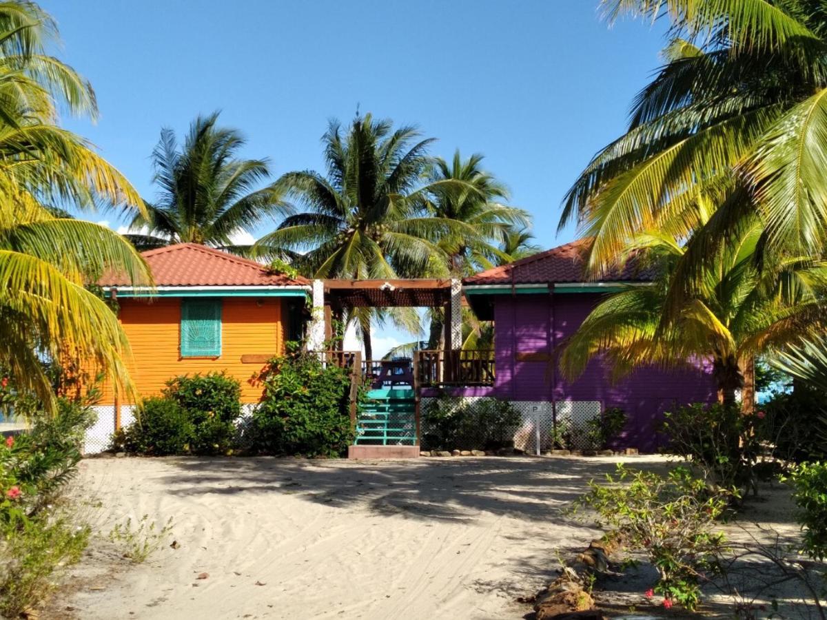 Coco'S Beachfront Cabanas Seine Bight Village Exterior photo