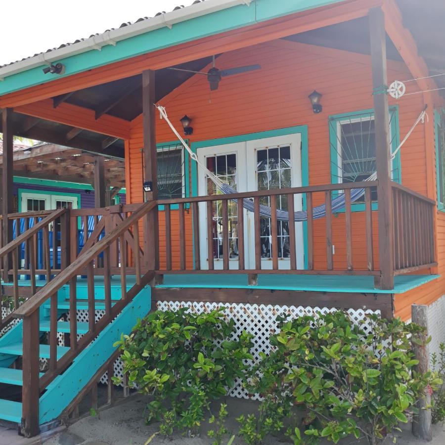 Coco'S Beachfront Cabanas Seine Bight Village Exterior photo