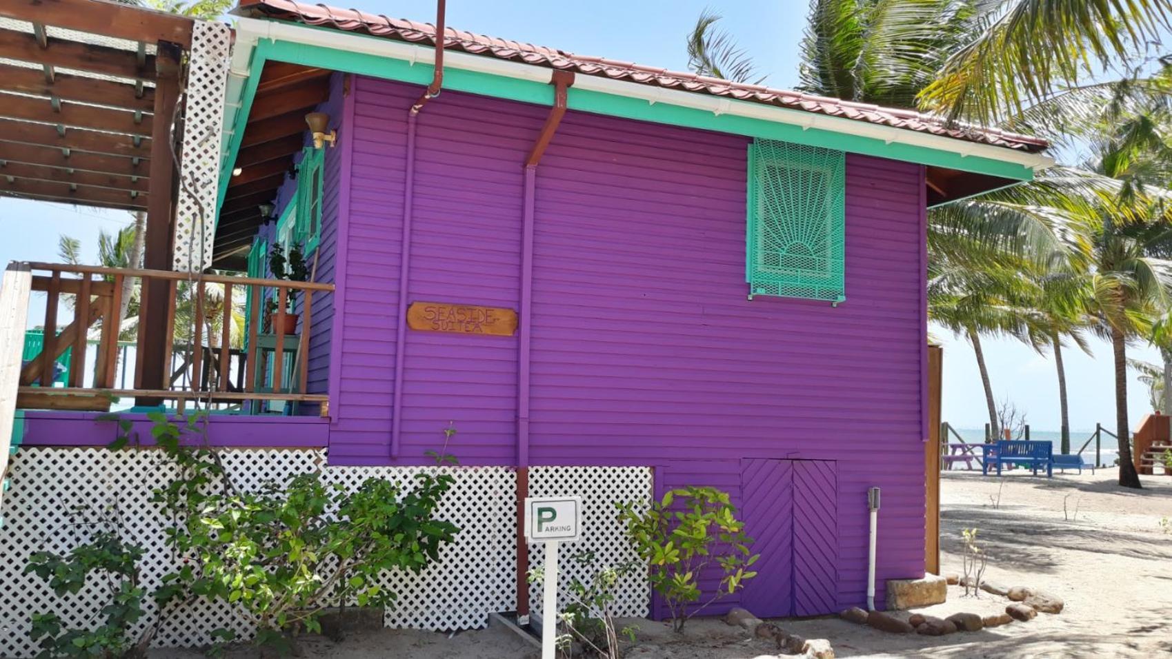 Coco'S Beachfront Cabanas Seine Bight Village Exterior photo